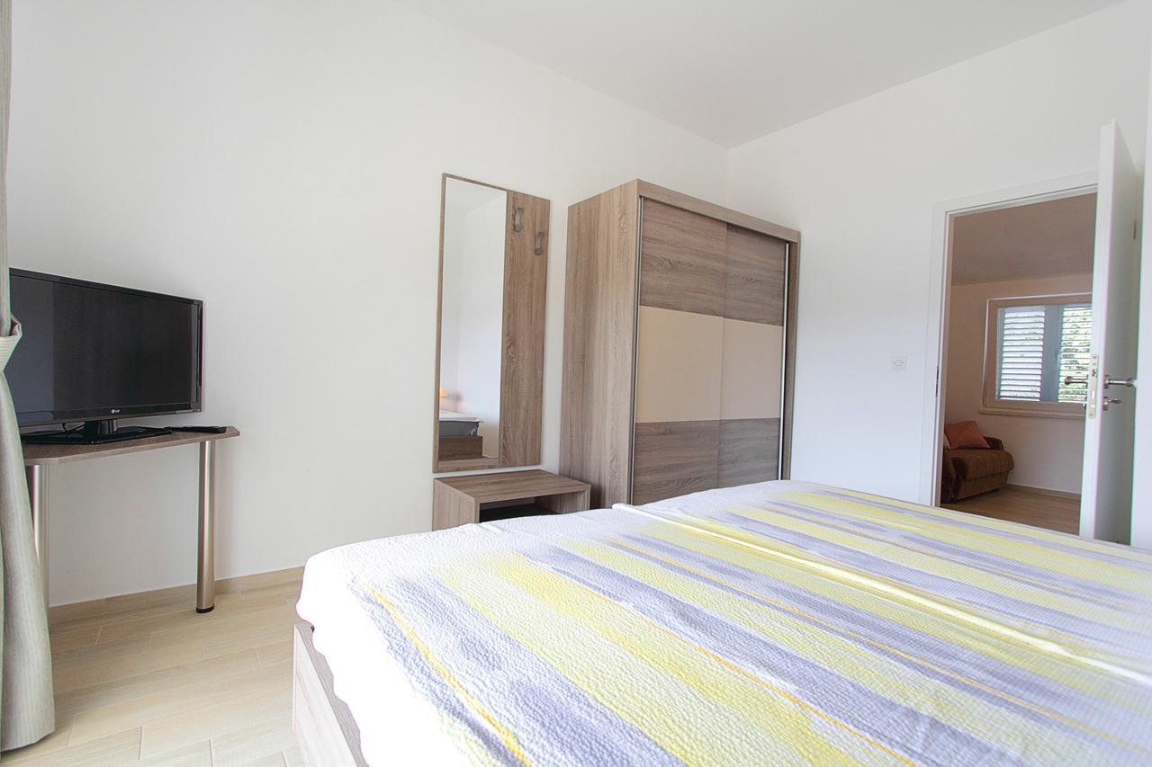 Apartments Barbara Slano Extérieur photo