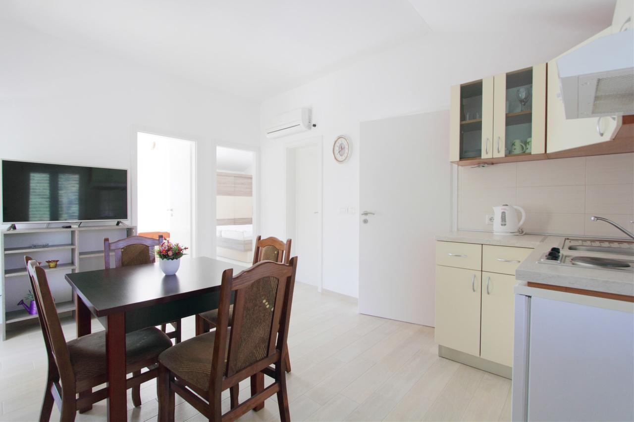 Apartments Barbara Slano Extérieur photo