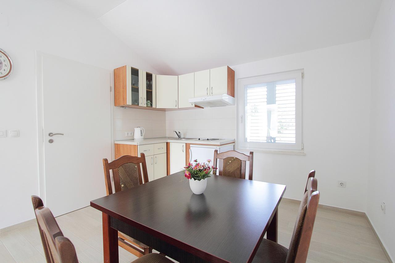 Apartments Barbara Slano Extérieur photo